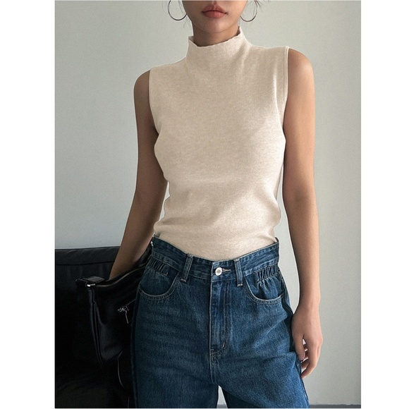 Knit High Neck Beige Sleeveless Top - Picture 5 of 7